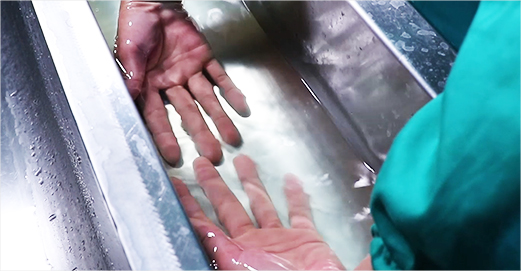 30S洗濯消毒，是进入车间的必需程序